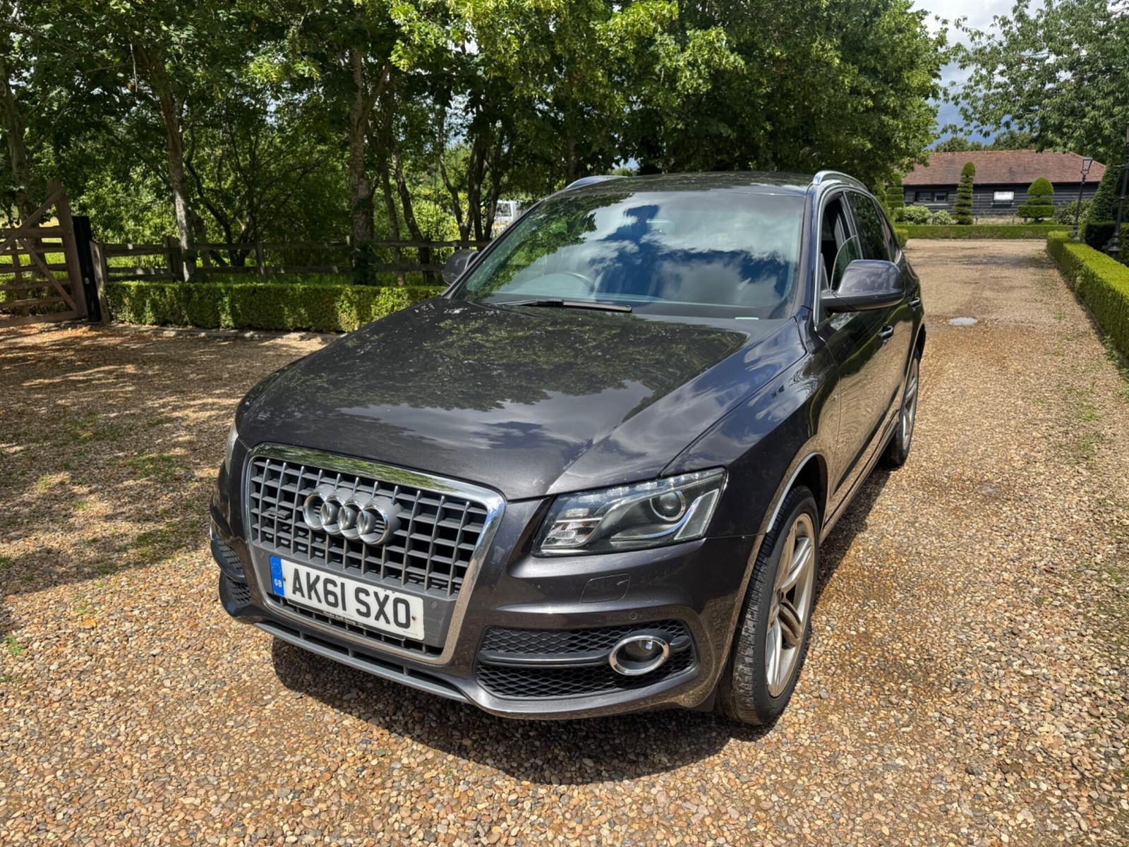 2011 Audi Q5 2.0 TDI S line quattro Euro 5 (s/s) 5dr, lead photograph, from the Eurobrand advert