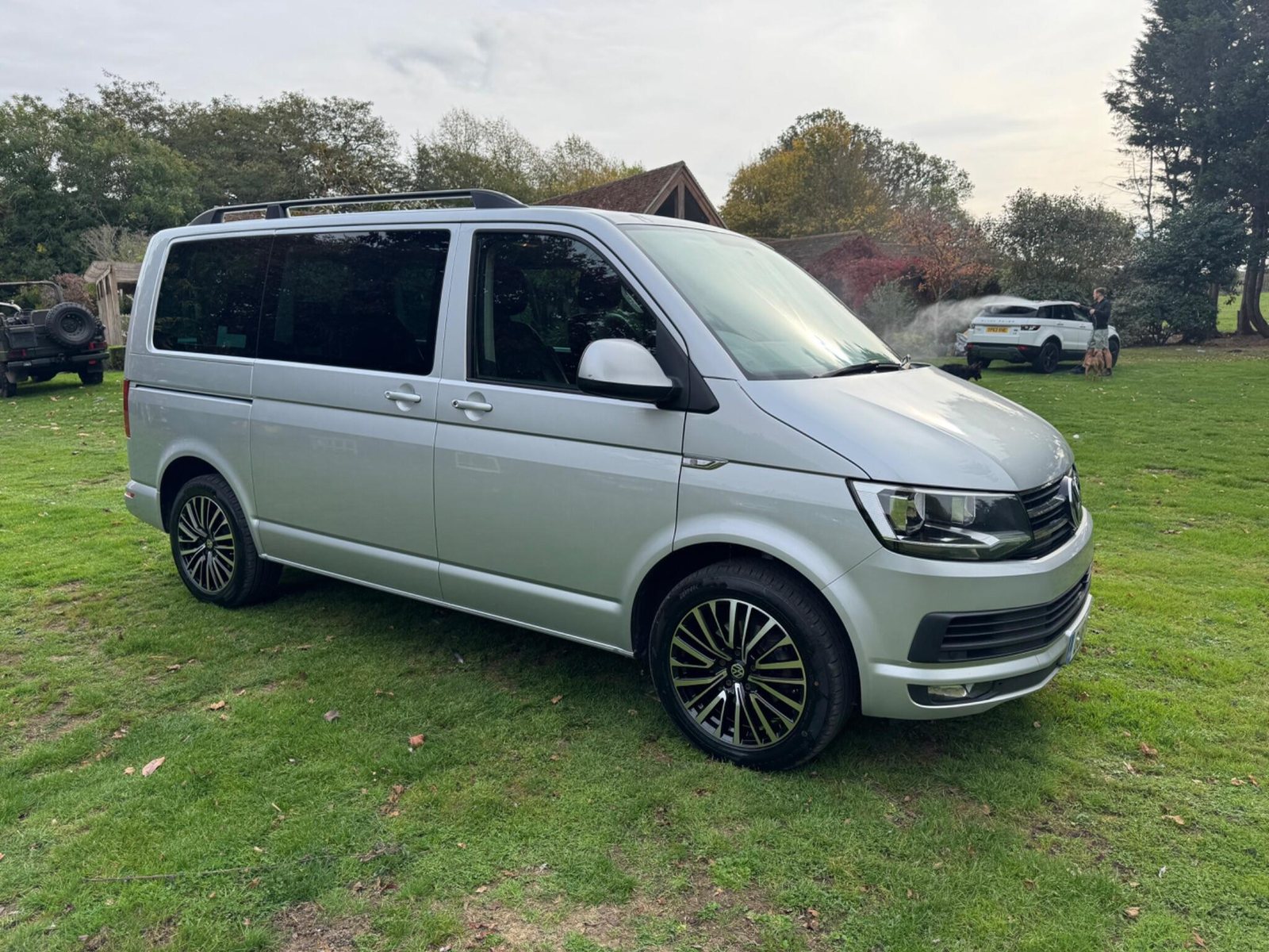 2018 Volkswagen Caravelle 2.0 TDI BlueMotion Tech Executive MPV 5dr Diesel DSG Euro 6 (s/s) (150 ps), lead photograph, from the Eurobrand advert