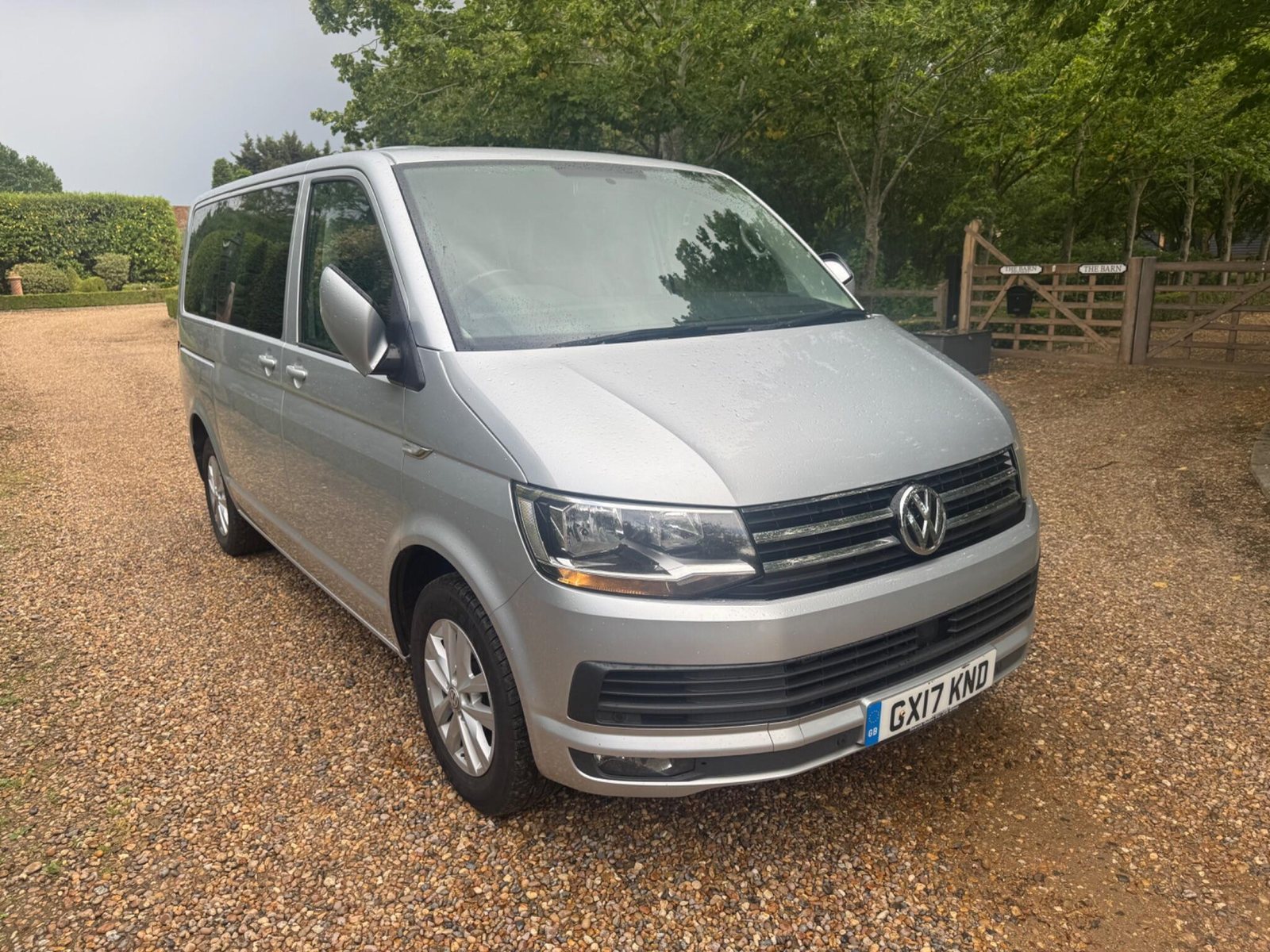 2017 Volkswagen Caravelle 2.0 TDI BlueMotion Tech Executive MPV 5dr Diesel Manual Euro 6 (s/s) (150 ps), lead photograph, from the Eurobrand advert
