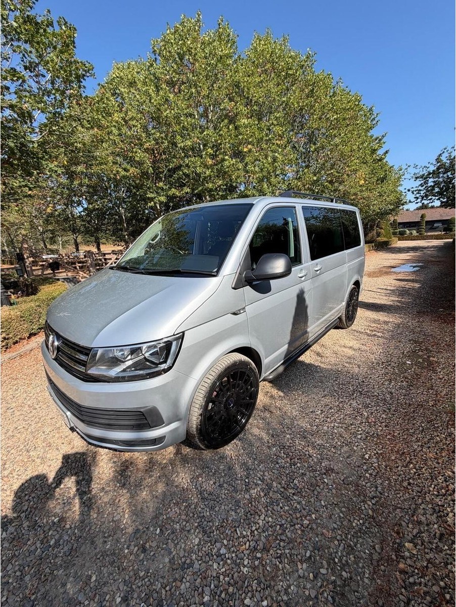 2017 Volkswagen Caravelle 2.0 TDI BlueMotion Tech Executive MPV 5dr Diesel Manual Euro 6 (s/s) (150 ps), lead photograph, from the Eurobrand advert
